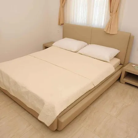 Holiday In - Insel 41268 بيت للعطل *